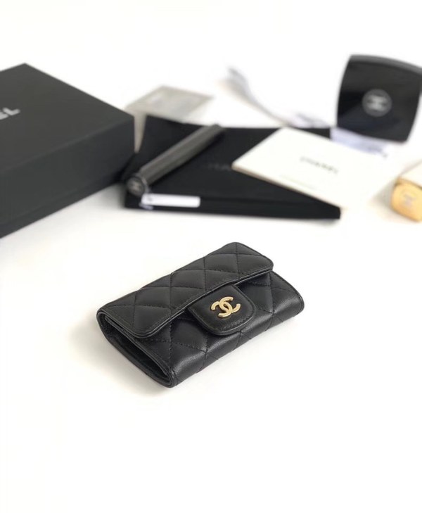 샤넬 카드지갑 램스킨 금장 A80799