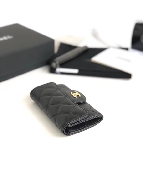 샤넬 카드지갑 램스킨 금장 A80799