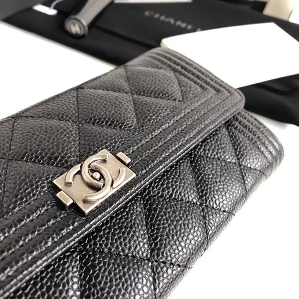 샤넬 장지갑 케비어 은장 AS7088