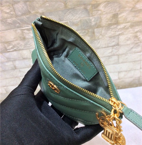 샤넬 케비어 금장 동전지갑 AS1010-2