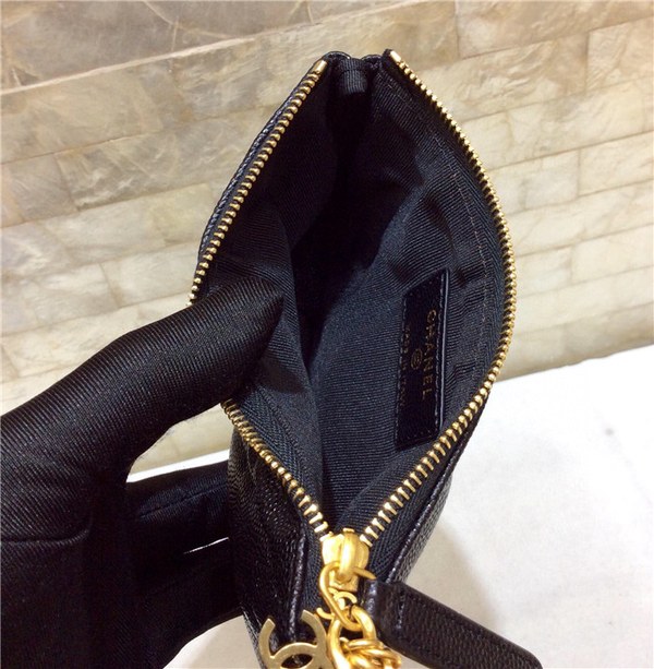 샤넬 케비어 금장 동전지갑 AS1010-1