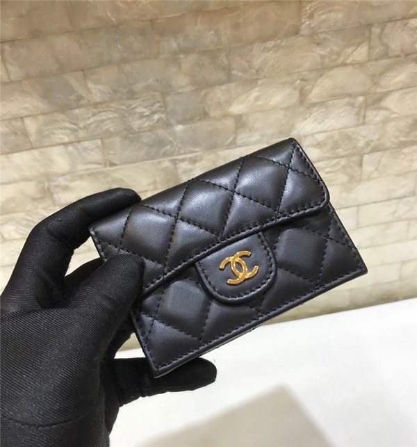 샤넬 램스킨 금장 지갑 C84401