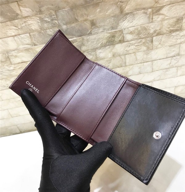 샤넬 램스킨 은장 지갑 C84401