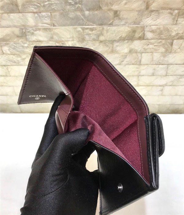 샤넬 램스킨 은장 지갑 C84401