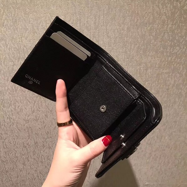 샤넬 보이 반지갑 캐비어 블랙 금장,은장
