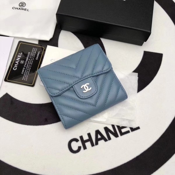Chanel 샤넬 여성용 램스킨 쉐브론 카드지갑 프렌치블루