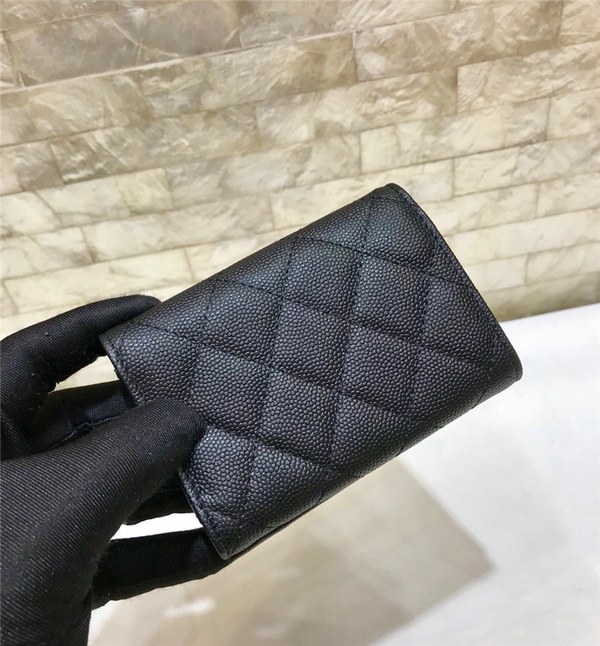 샤넬 케비어 금장 지갑 C84401