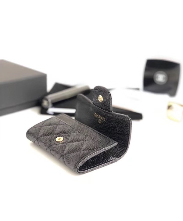 샤넬 카드지갑 케비어 금장  A80799