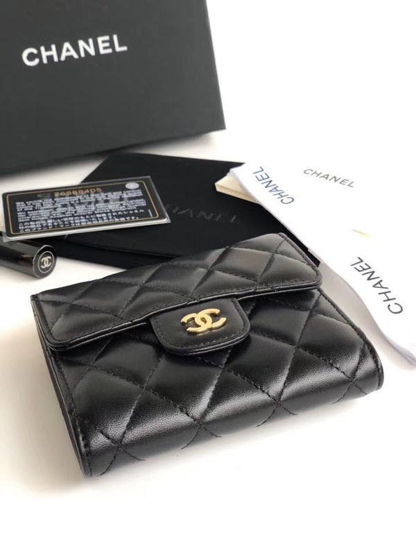 샤넬 지갑 램스킨 금장 AS5060