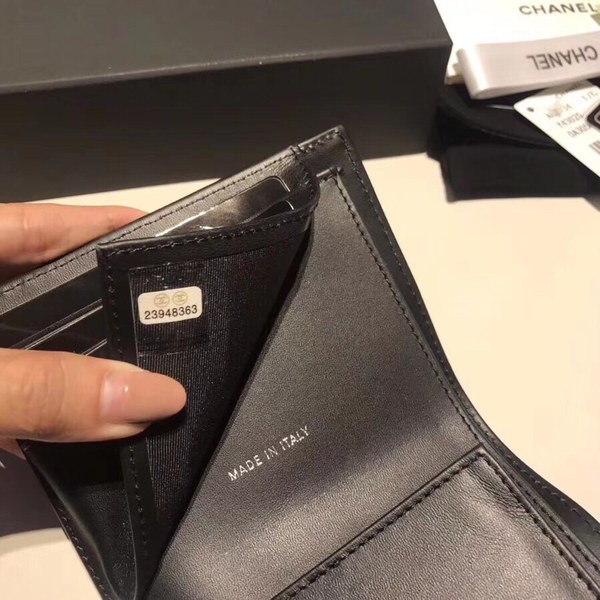 샤넬지갑 양가죽  은장 11CM AS87555