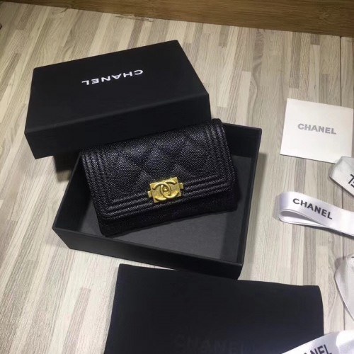 7위 Chanel 샤넬 여성용 보이 캐비어 카드지갑 4가지색상
