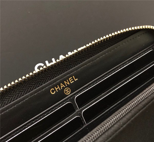 32위 CHANEL 샤넬 지퍼 장지갑 AP0946 신상