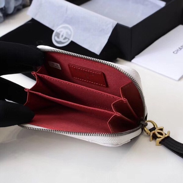 신상 샤넬 가브리엘 카드지갑 화이트