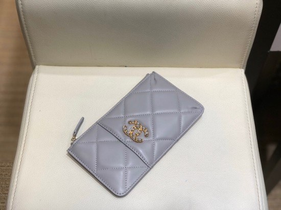 Chanel 2020 Ladies Wallet / Coin Purse / Card Purse / Phone Case
