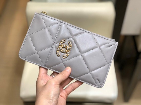 Chanel 2020 Ladies Wallet / Coin Purse / Card Purse / Phone Case