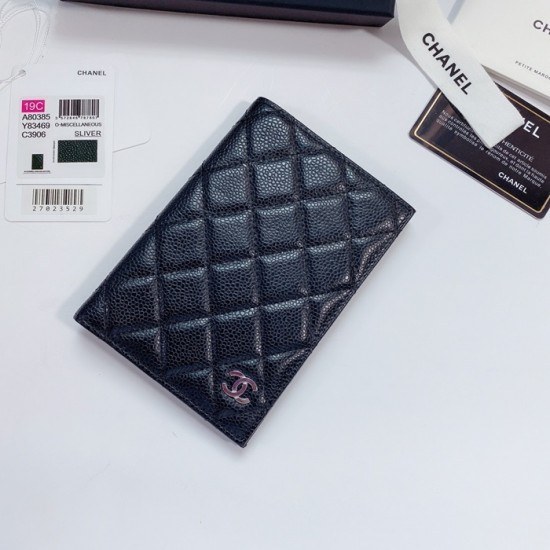 Chanel 2020 Mm / Wm Leather Passport Case