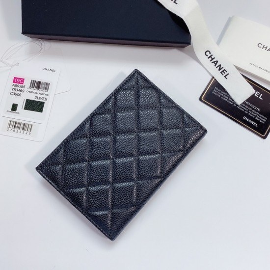 Chanel 2020 Mm / Wm Leather Passport Case
