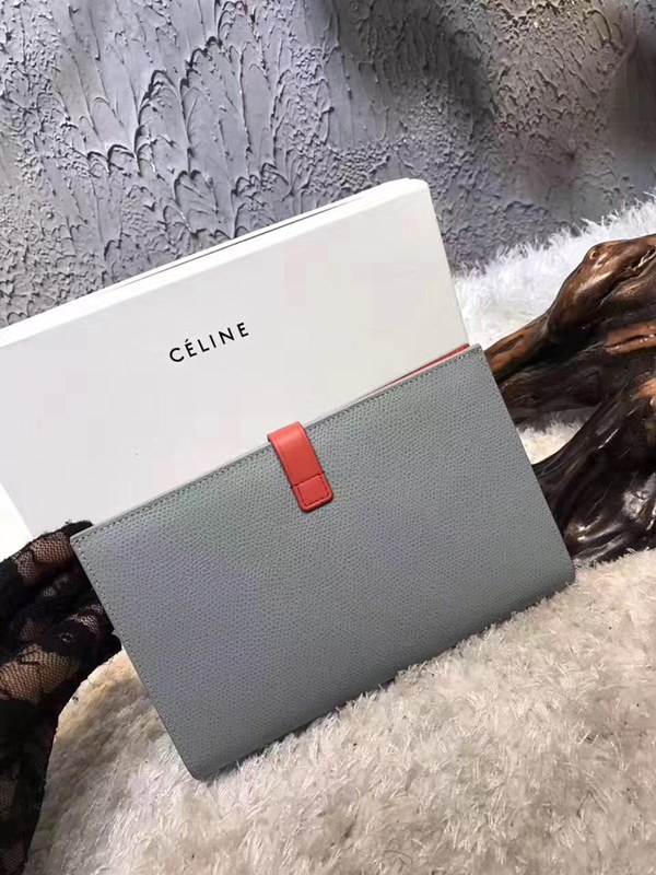 셀린느 멀티펑션 여권장지갑 104813-9