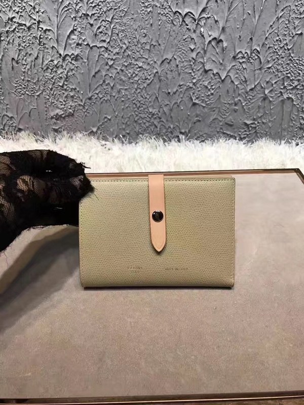 셀린느 멀티펑션 여권장지갑 104813-7