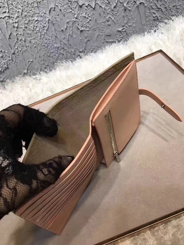 셀린느 멀티펑션 여권장지갑 104813-7