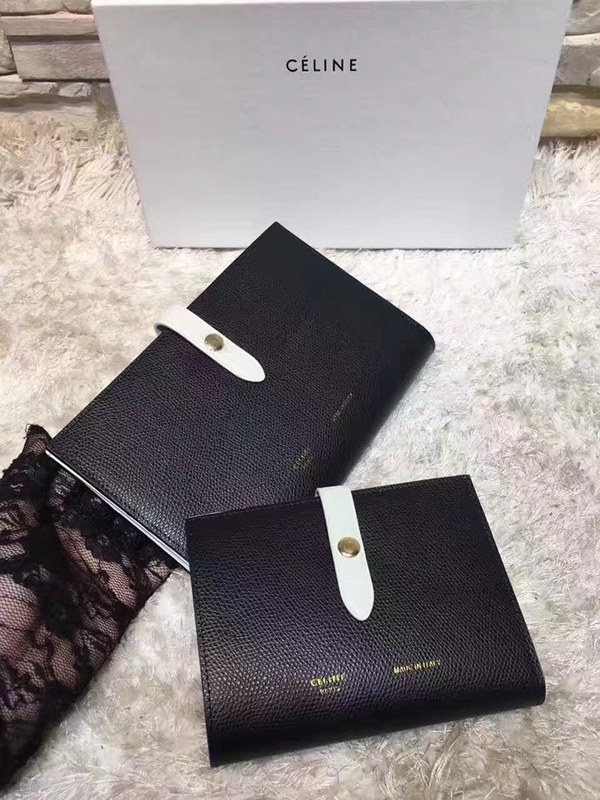 셀린느 멀티펑션 여권장지갑 104813-5