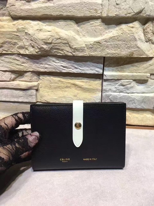 셀린느 멀티펑션 여권장지갑 104813-5