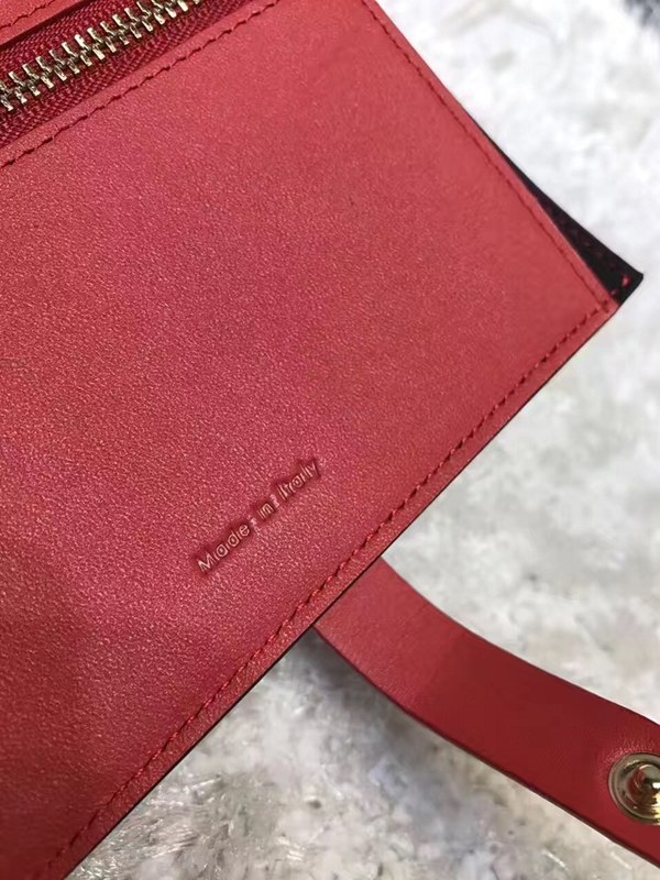 셀린느 멀티펑션 여권장지갑 104813-14