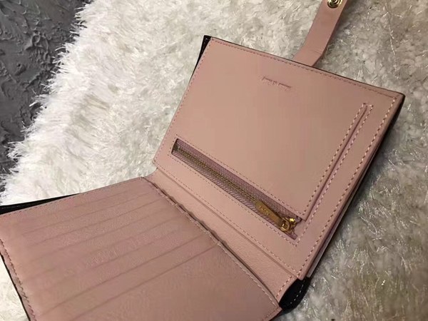 셀린느 멀티펑션 여권장지갑 104813-13