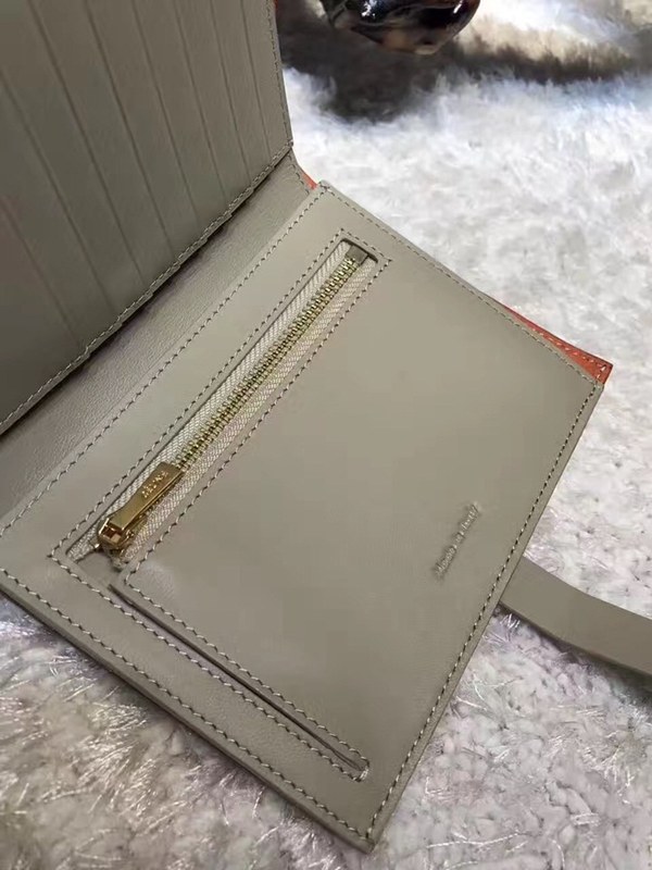 셀린느 멀티펑션 여권장지갑 104813-12