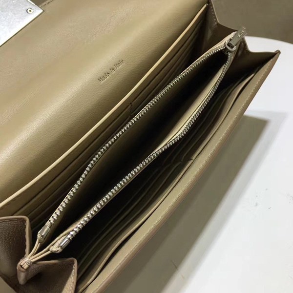 셀린느 트로트 장지갑 107853-7