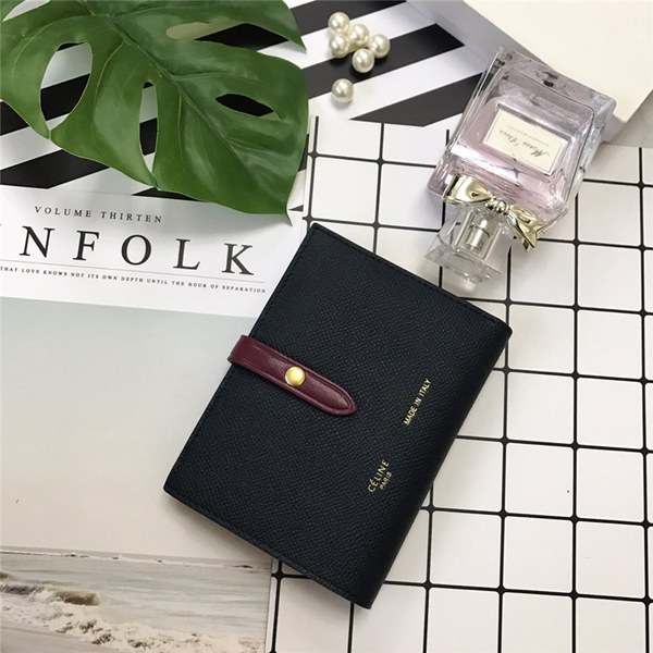 셀린느 지갑 C0146