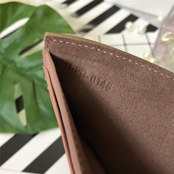 셀린느 지갑 C0146