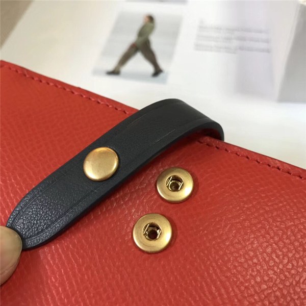 셀린느 지갑 C0146