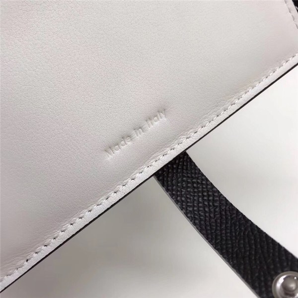 셀린느 지갑 C0146