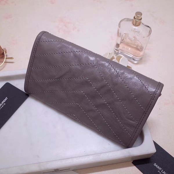 입생로랑 니키 생로랑 장지갑 583552