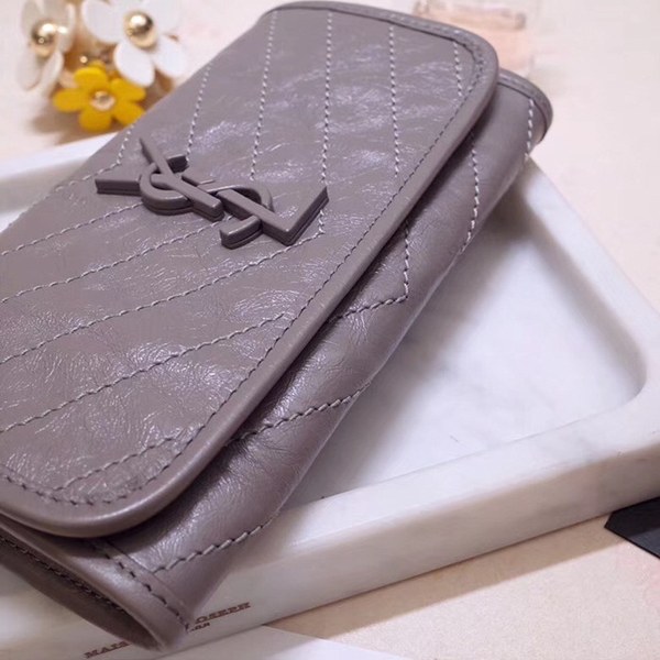 입생로랑 니키 생로랑 장지갑 583552