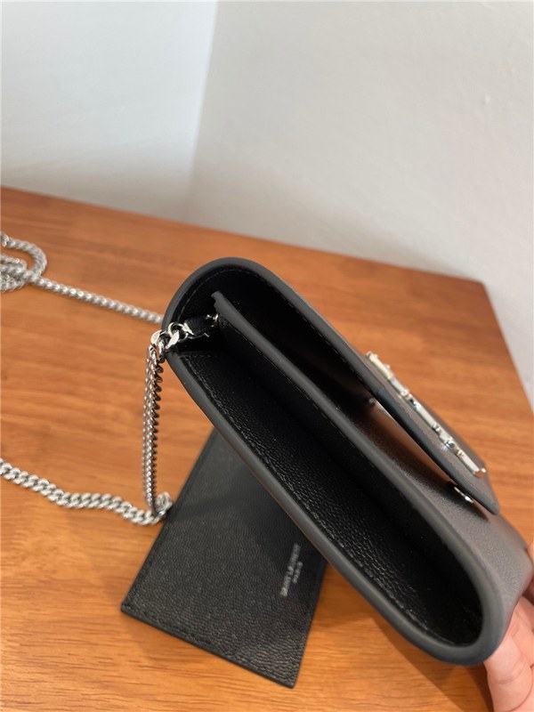 Saint Laurent  생로랑 업타운 엔벨로프 체인 지갑