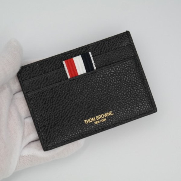 [톰브라운] 수입고급 삼선 탭 페블 카드지갑 신상 입고????