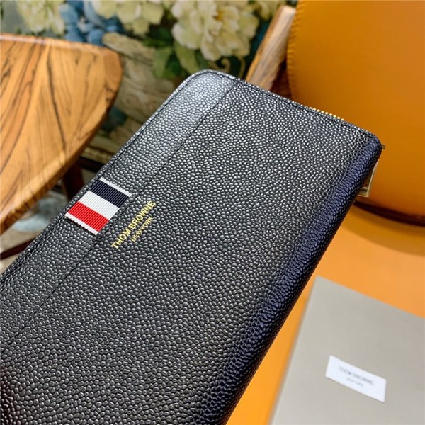 톰브라운 지퍼 장지갑 TB1584010