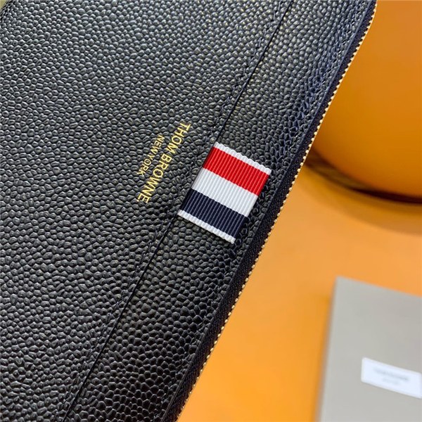 톰브라운 지퍼 장지갑 TB1584010