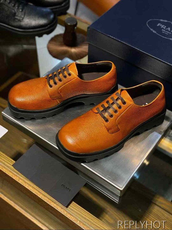 프라다 2026 스탬프 레더 로퍼 구두 슈즈