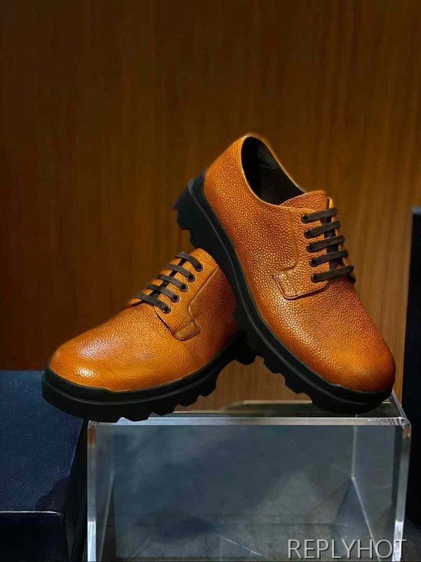 프라다 2026 스탬프 레더 로퍼 구두 슈즈