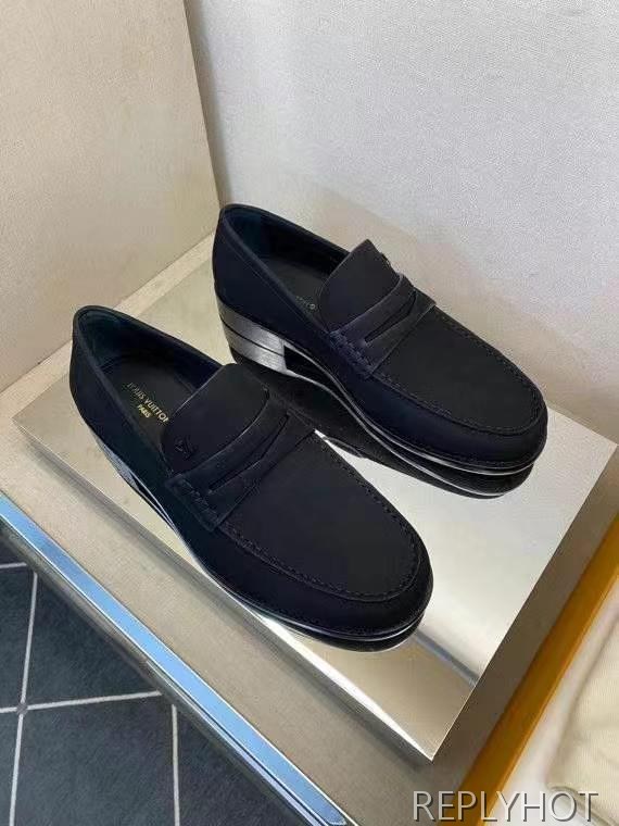 루이비통 2025 블랙 스웨이드 루이 로퍼 구두 신발