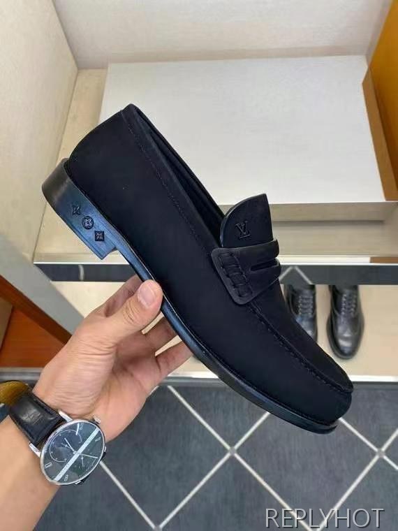 루이비통 2025 블랙 스웨이드 루이 로퍼 구두 신발