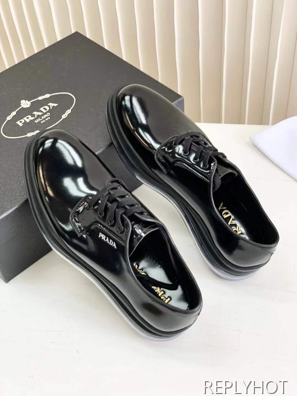 프라다 2025 로고 엠보 에어솔 레이스업 구두 로퍼 슈즈 신발