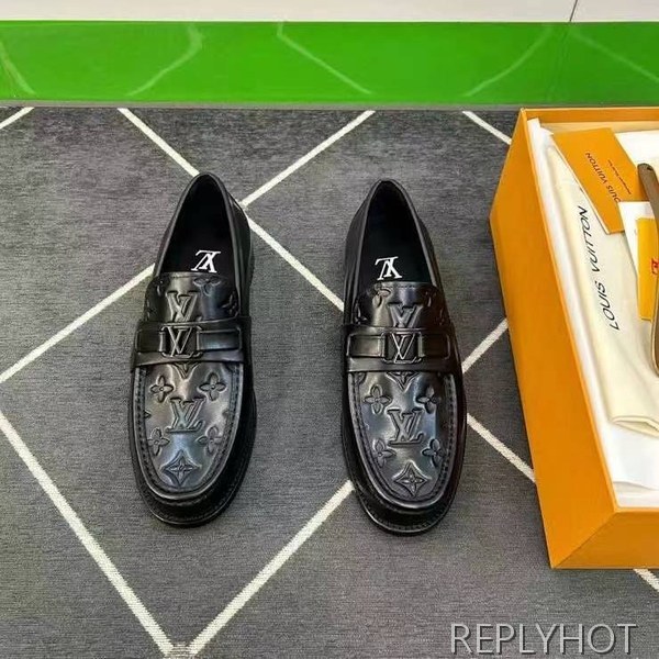 루이비통 2025 MAJOR 모노그램 엠보 로퍼 구두 신발