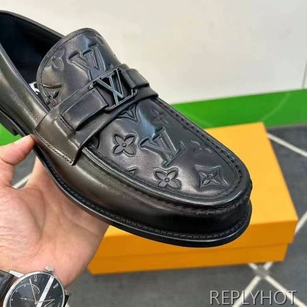 루이비통 2025 MAJOR 모노그램 엠보 로퍼 구두 신발