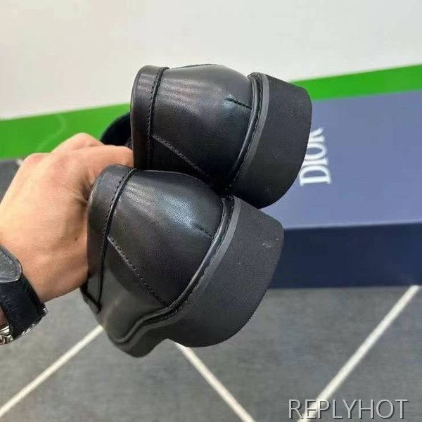 디올 2024 CD 로고 스트라이프 로퍼 구두 신발