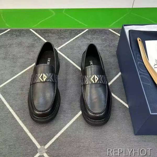 디올 2024 CD 로고 스트라이프 로퍼 구두 신발