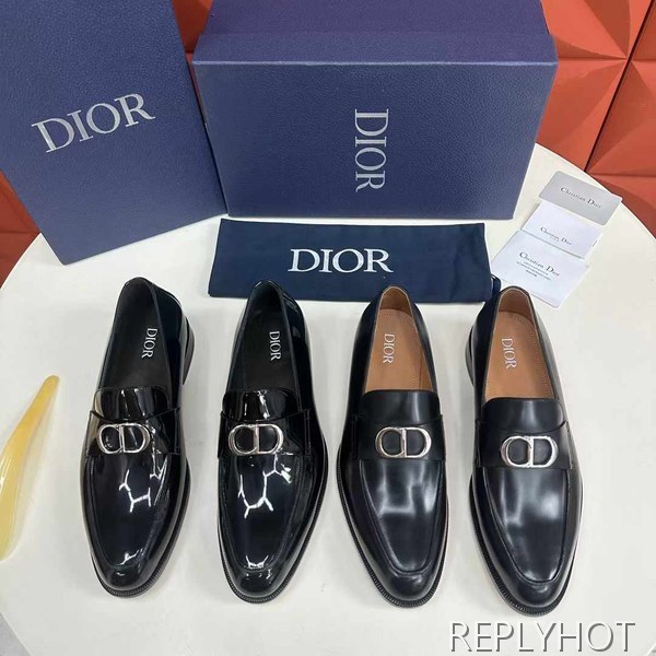 디올 2024 타임리스 CD와펜 로퍼 구두 신발